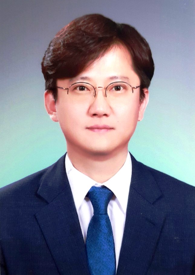 군산세무서장 이미지